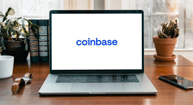 Las acciones de Coinbase suben tras alianza estratégica con JPMorgan para ampliar el acceso a criptomonedas