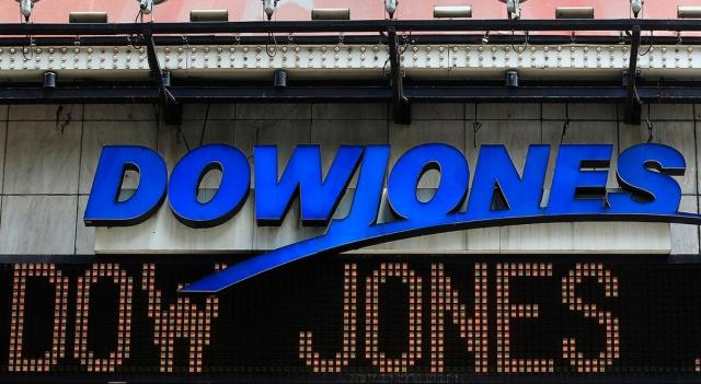 Futuros del Dow, S&P y Nasdaq Caen Mientras Inversionistas Esperan Claridad Sobre los Planes de Aranceles de Trump
