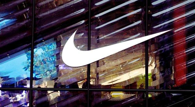 La recuperación de Nike gana impulso; analista prevé liderazgo continuo a largo plazo