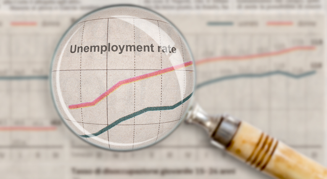 Solicitudes de apoyo por desempleo en EE.UU. aumentan más de lo previsto; actividad manufacturera de la Fed de Filadelfia se contrae