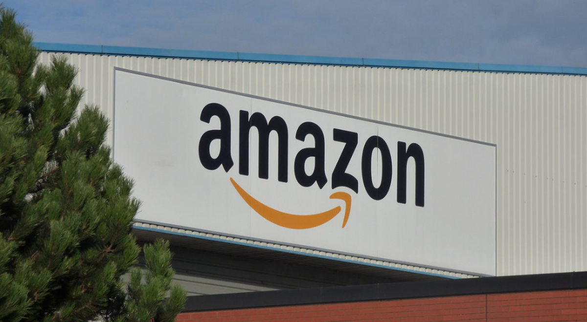 Amazon invierte £15 mil millones en Reino Unido y avanza hacia su meta de £40 mil millones