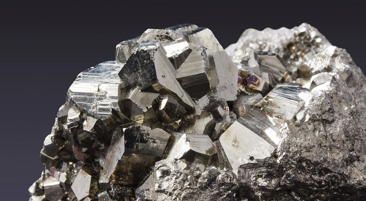 Gobiernos occidentales enfrentan advertencias por riesgo de sobreoferta de minerales críticos