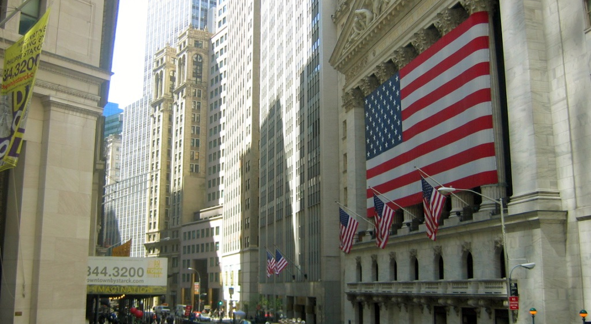 Large US flag on New York Stock Exchange