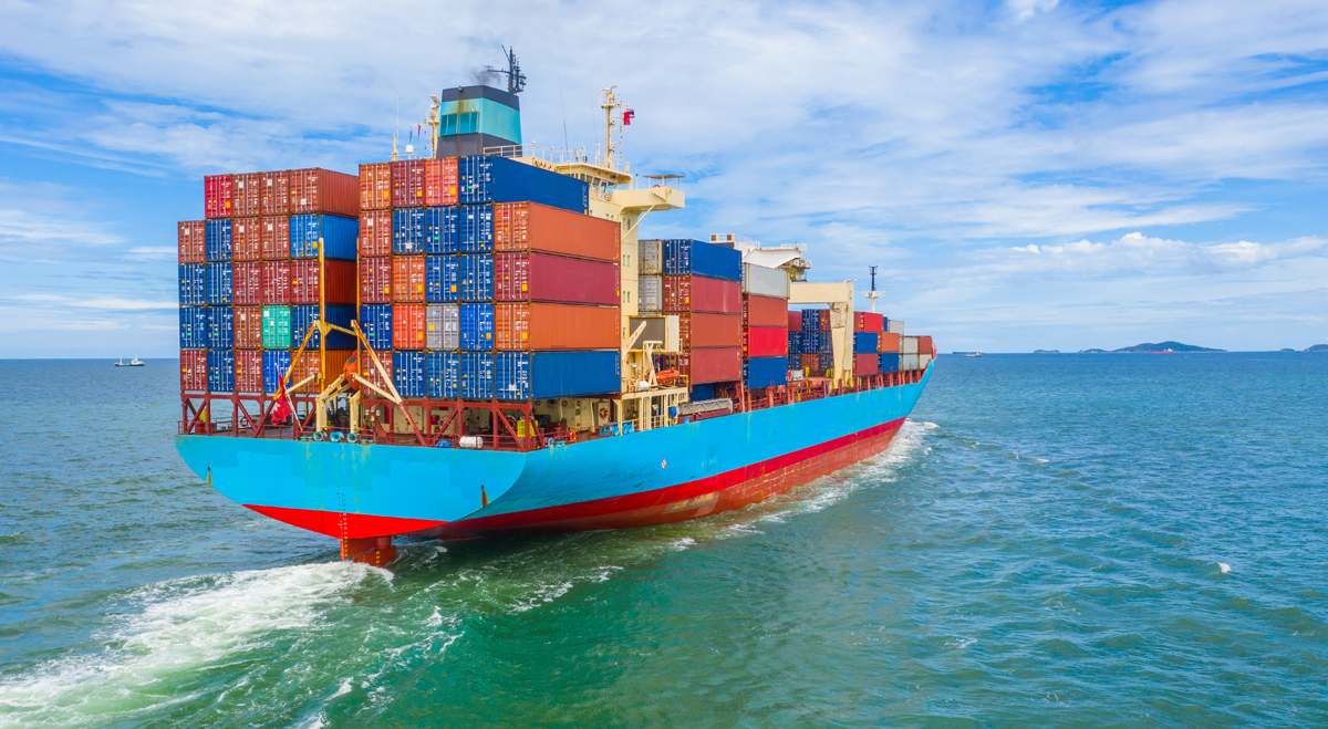 El déficit comercial de EE.UU. se amplía con fuerza en mayo por el aumento de las importaciones