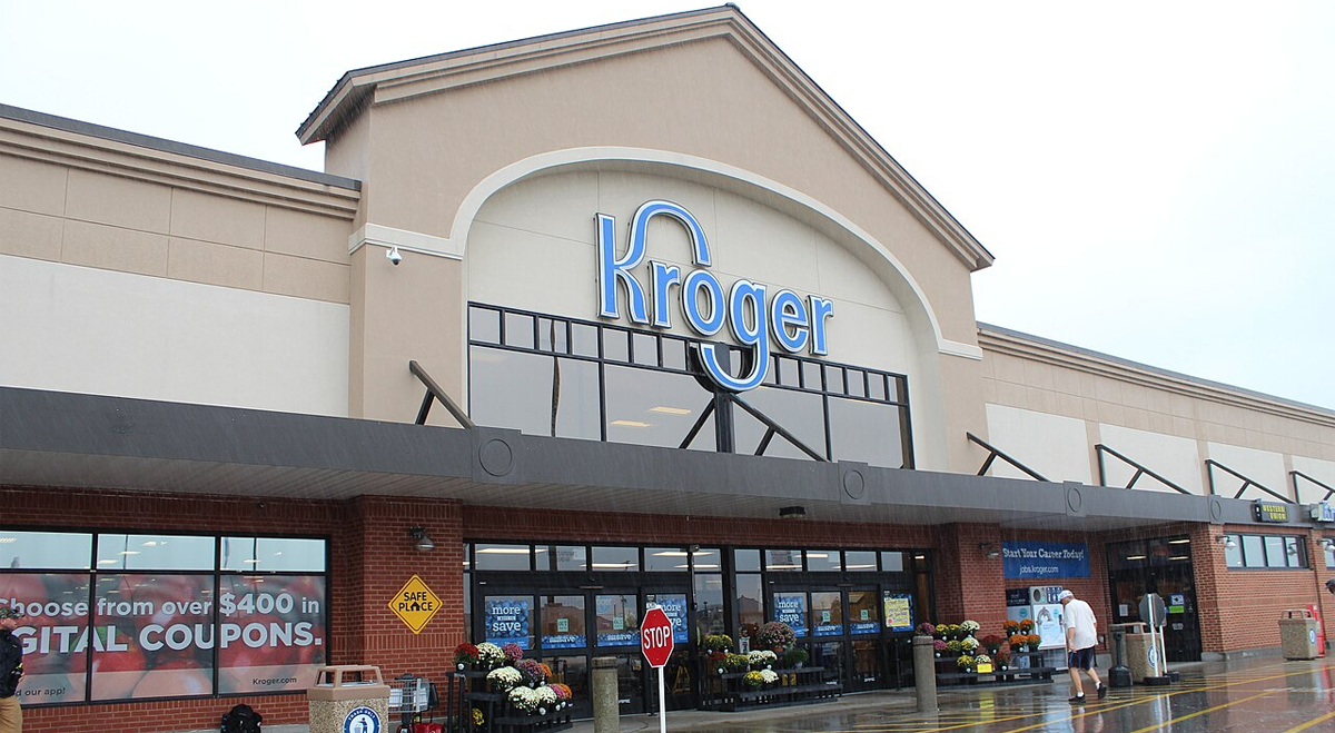 Kroger supera expectativas de ingresos y mantiene sus previsiones para el año (KR)