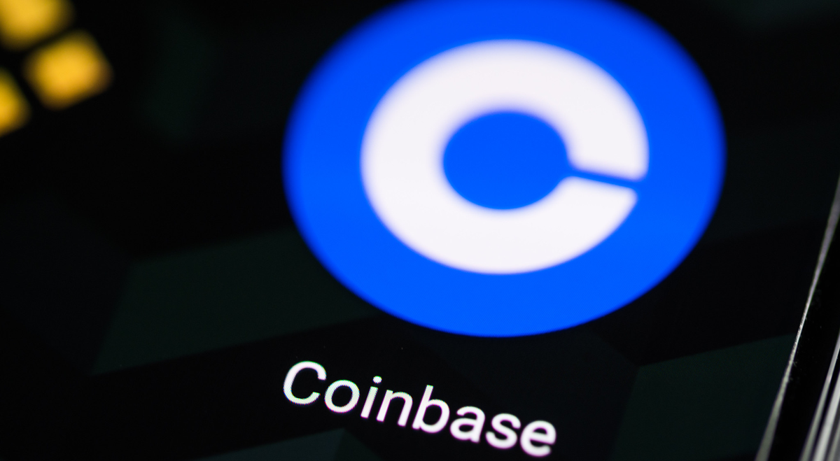 Acciones de Coinbase se disparan ante mayor optimismo cripto e impulso regulatorio