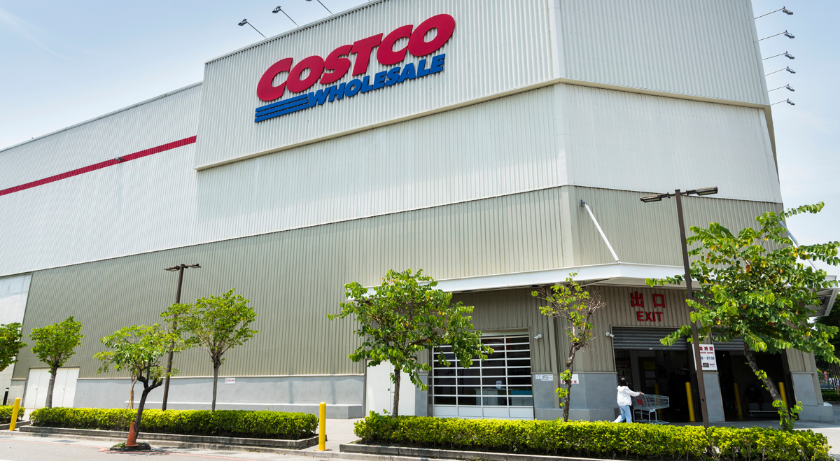 Ingresos de Costco alcanzan 95,700 millones de dólares en el cuarto trimestre mientras ventas digitales suben 19.5%